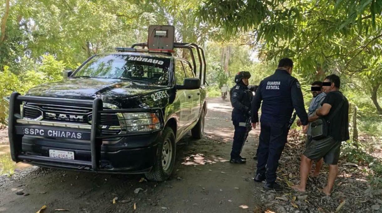 Autoridades rescatan a dos hombres privados de la libertad en Pijijiapan, Chiapas