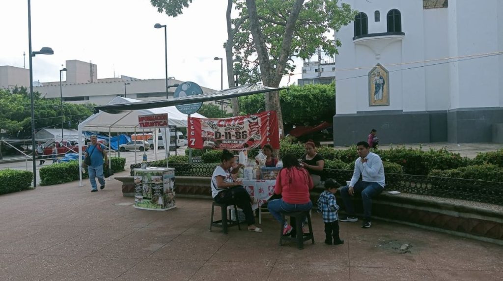 Movilizaciones y plantón de la CNTE